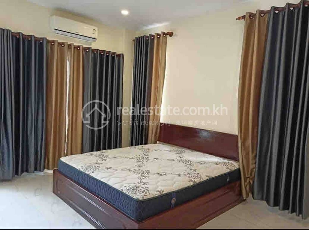 House and lot สำหรับเช่า ใน ตวลตุมปุง 1, จัมการมอน, พนมเปญ