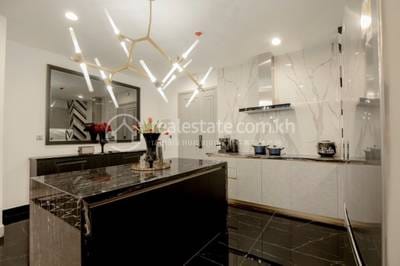 SOPHEA SUITES | BKK 1 Apartmán se službami K pronájmu in BKK 1