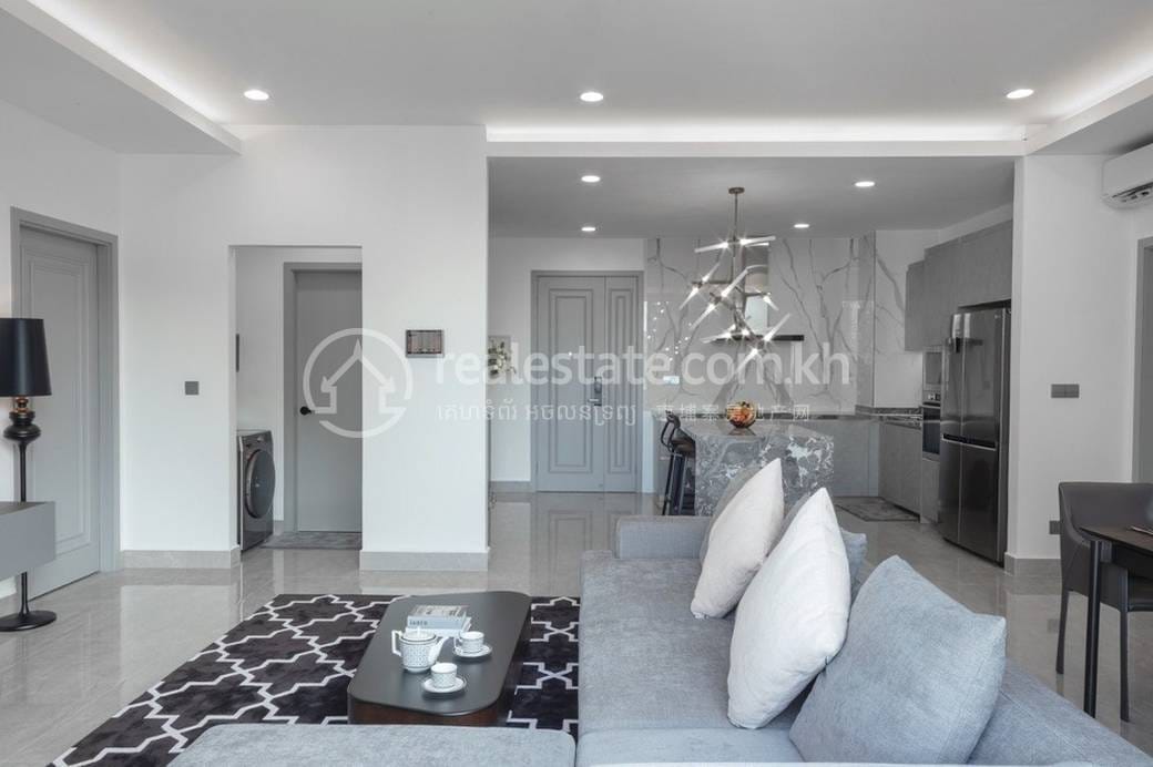 SOPHEA SUITES | Apartmán se službami K pronájmu in 322, BKK 1, Boeng Keng Kang, Phnom Penh