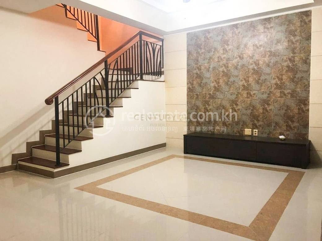 House and lot For Rent with 1 Parking Space
