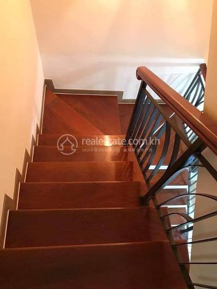 House and lot For Rent in Sen Sok $800