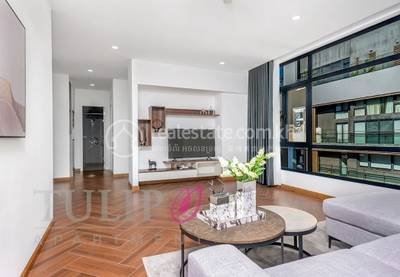 Tulip Apartment