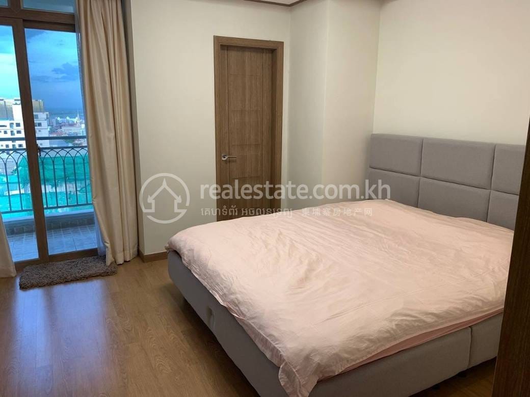 De Castle Royal Condominium | BKK 1 BKK 1에 있는 서비스드 아파트 임대
