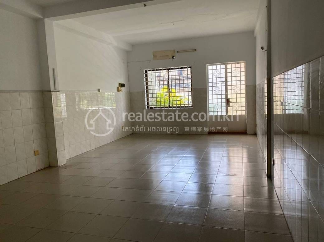 Shophouse Na prodej in Daun Penh $1,848,000