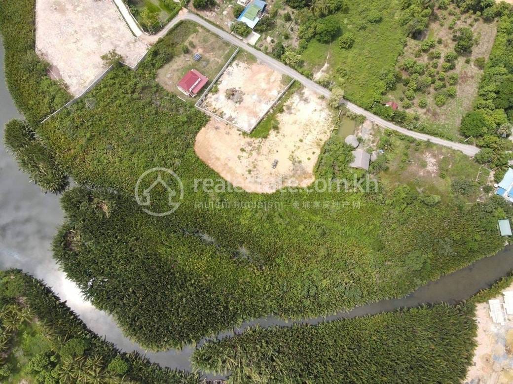 Kampong Kraeng土地出售，位于Kampong Kraeng
