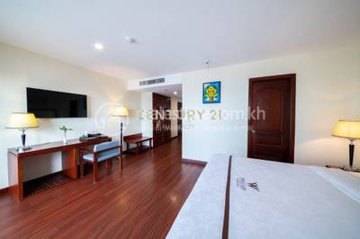   , Phsar Thmei III, Daun Penh, Phnom Penh