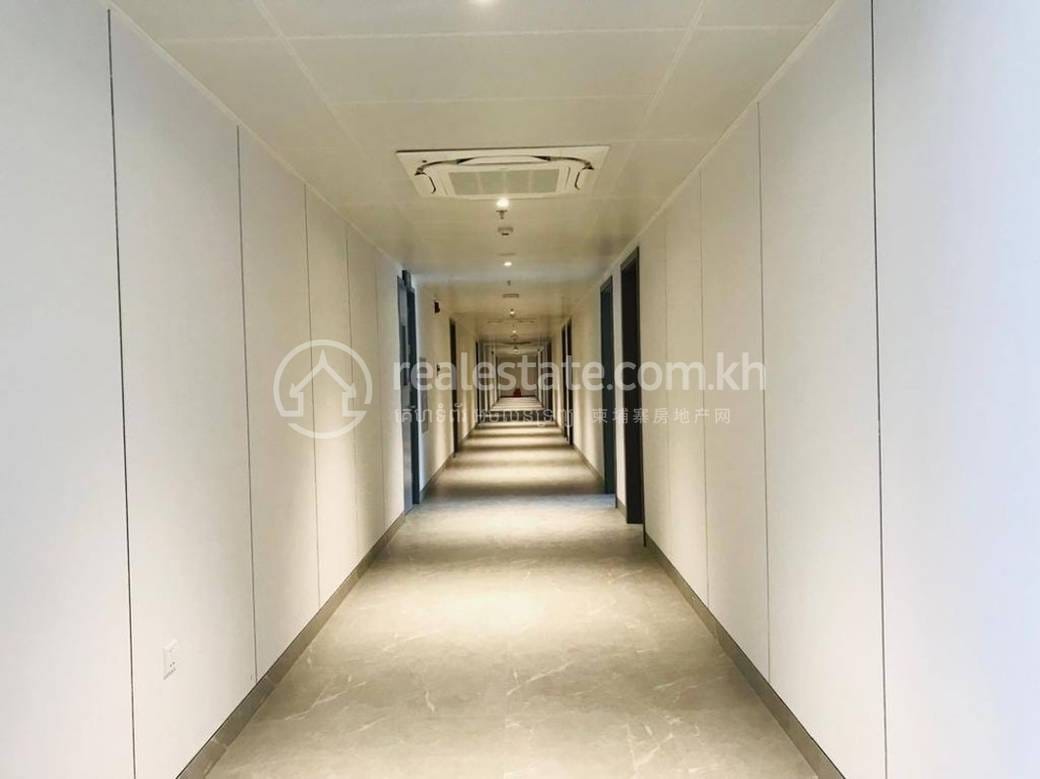 Offices For Sale in Chamkarmon $2,000