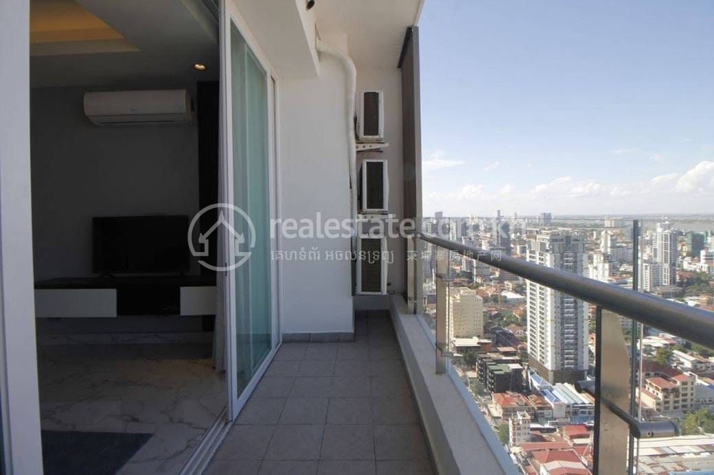 $1,200 Serviced Apartment