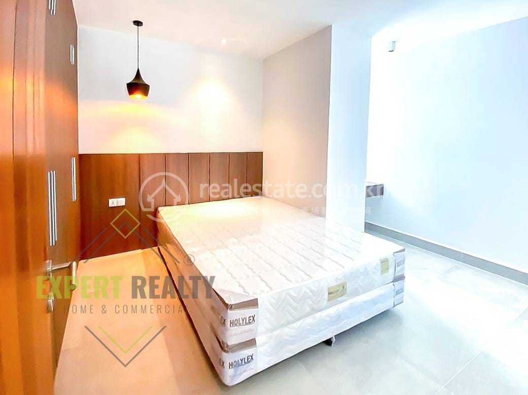 Apartmán se službami K pronájmu in Boeng Keng Kang $2,700