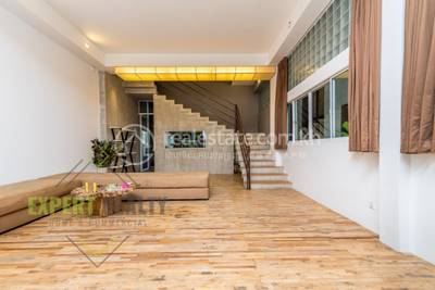 House and lot For Rent in Chamkarmon $2,500
