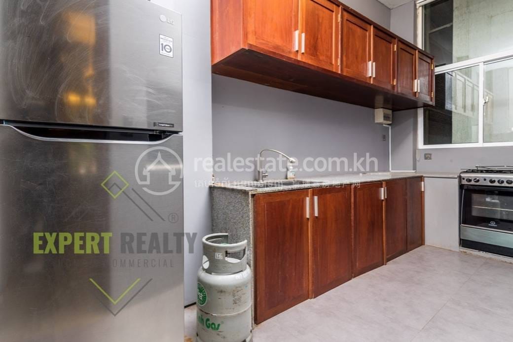 Tonle Bassac House and lot For Rent in Tonle Bassac