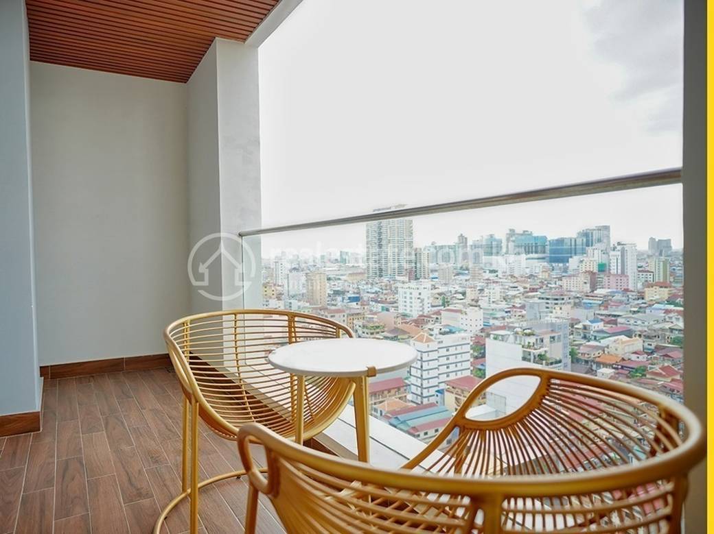 Urban Palace | $1,750 Apartmán se službami