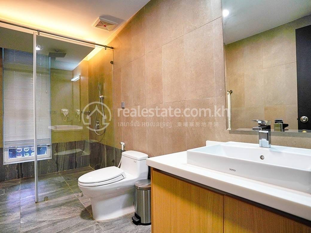 Urban Palace | เซอร์วิสอพาร์ทเม้นท์ สำหรับเช่า ใน Boeng Keng Kang $1,250