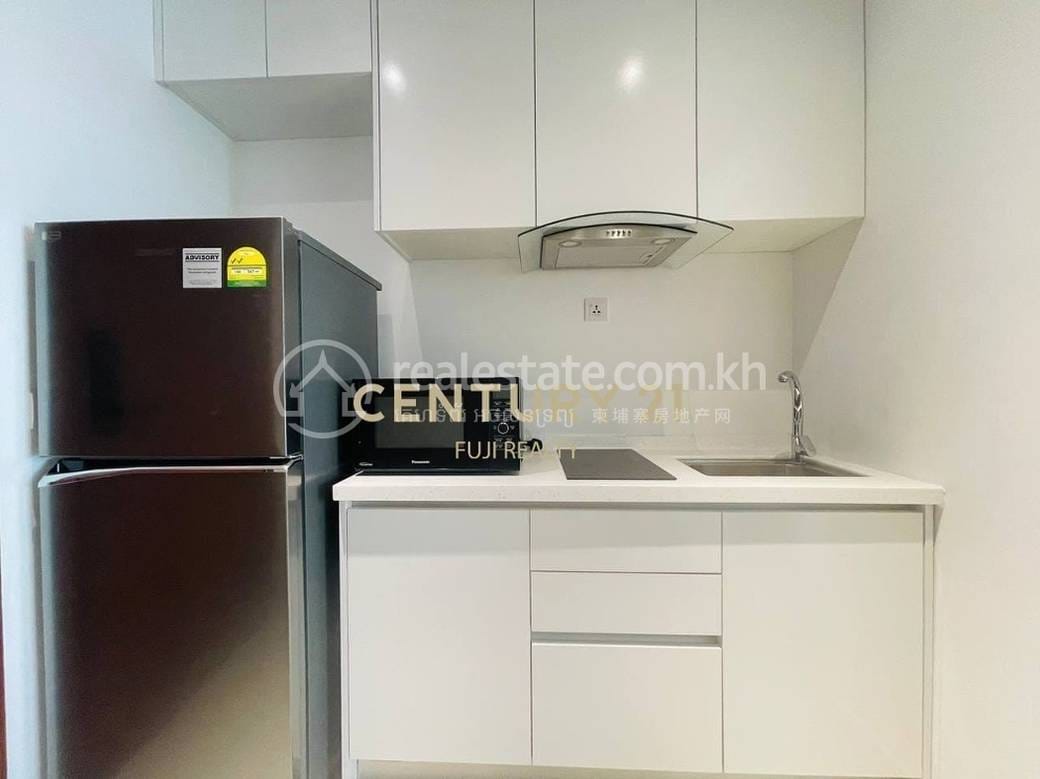 Tonle Bassac Apartment For Rent in Tonle Bassac