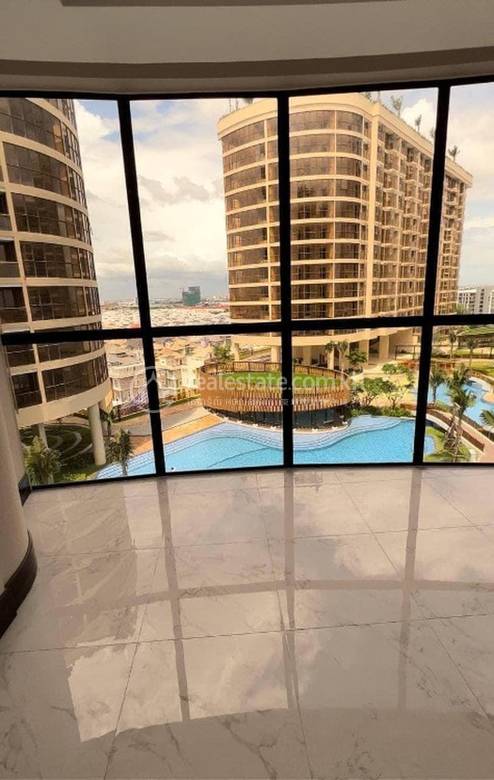คอนโด สำหรับขาย 3 ห้องนอน ราคา $285,000