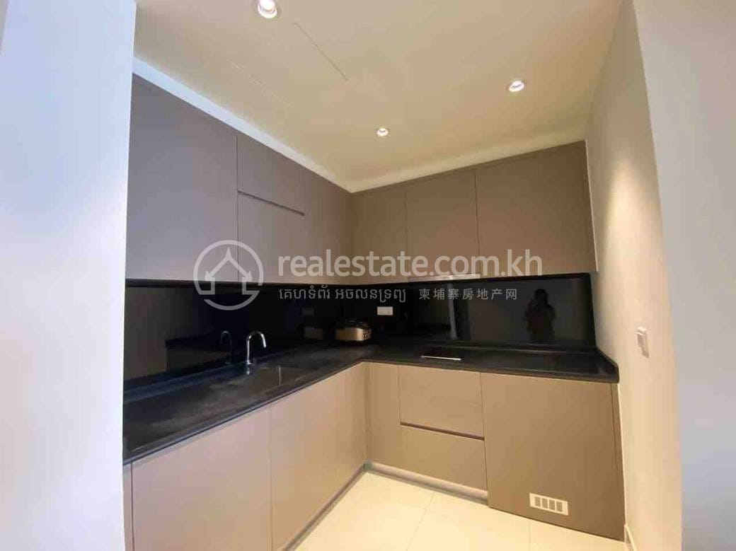 Condo For Rent in Tonle Bassac, Chamkarmon, Phnom Penh