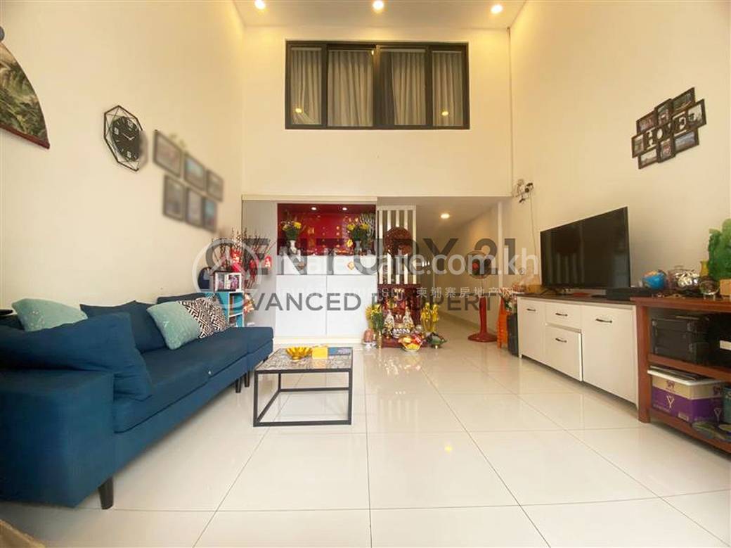 Kamboul店屋出售，价格$157,000