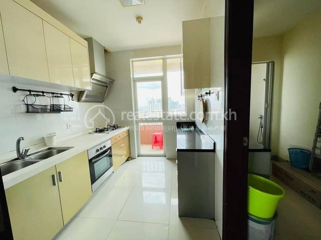 Condo K pronájmu in Chamkarmon $1,200