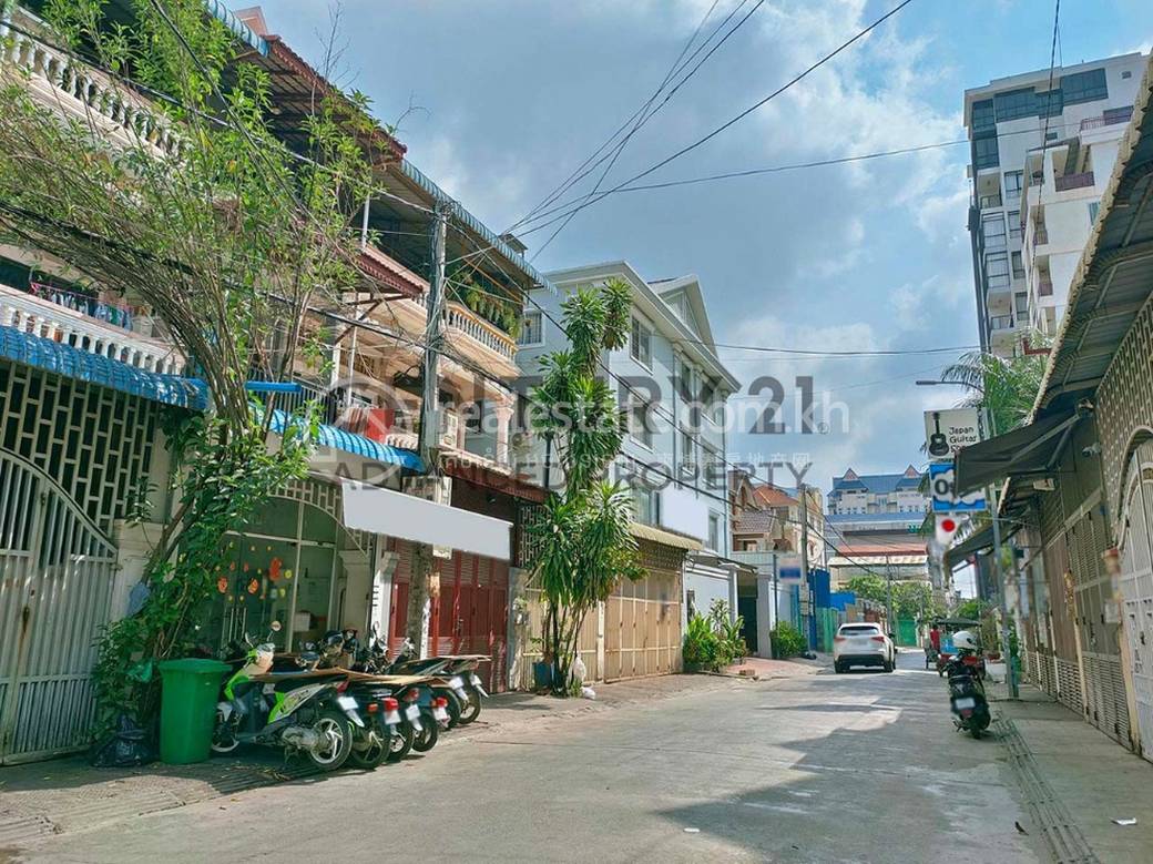 5 Bedrooms Byt Na prodej for $340,000