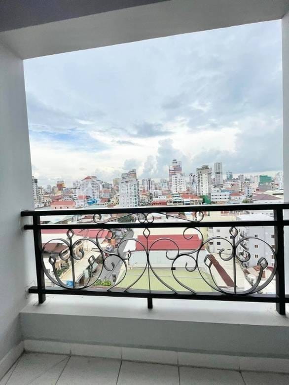 Apartment For Rent in Toul Tum Poung 2, Chamkarmon, Phnom Penh