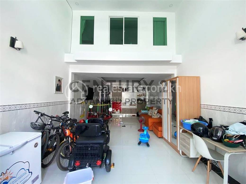 Dangkao店屋出售，价格$120,000