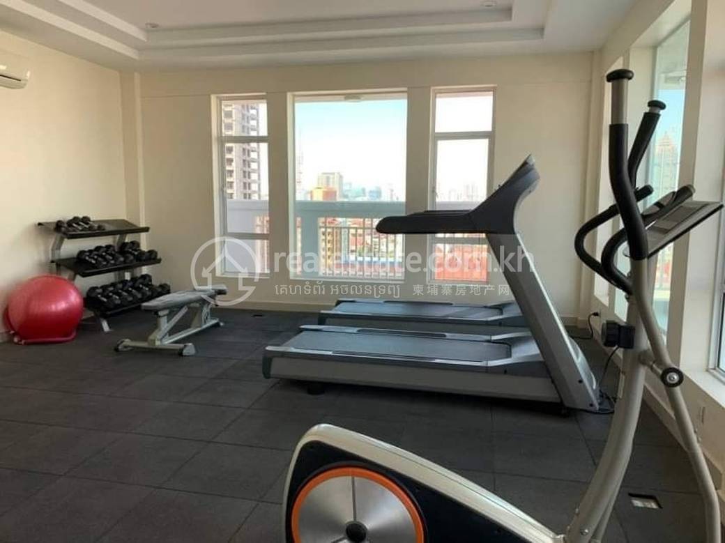 Condo For Rent in Chamkarmon $650