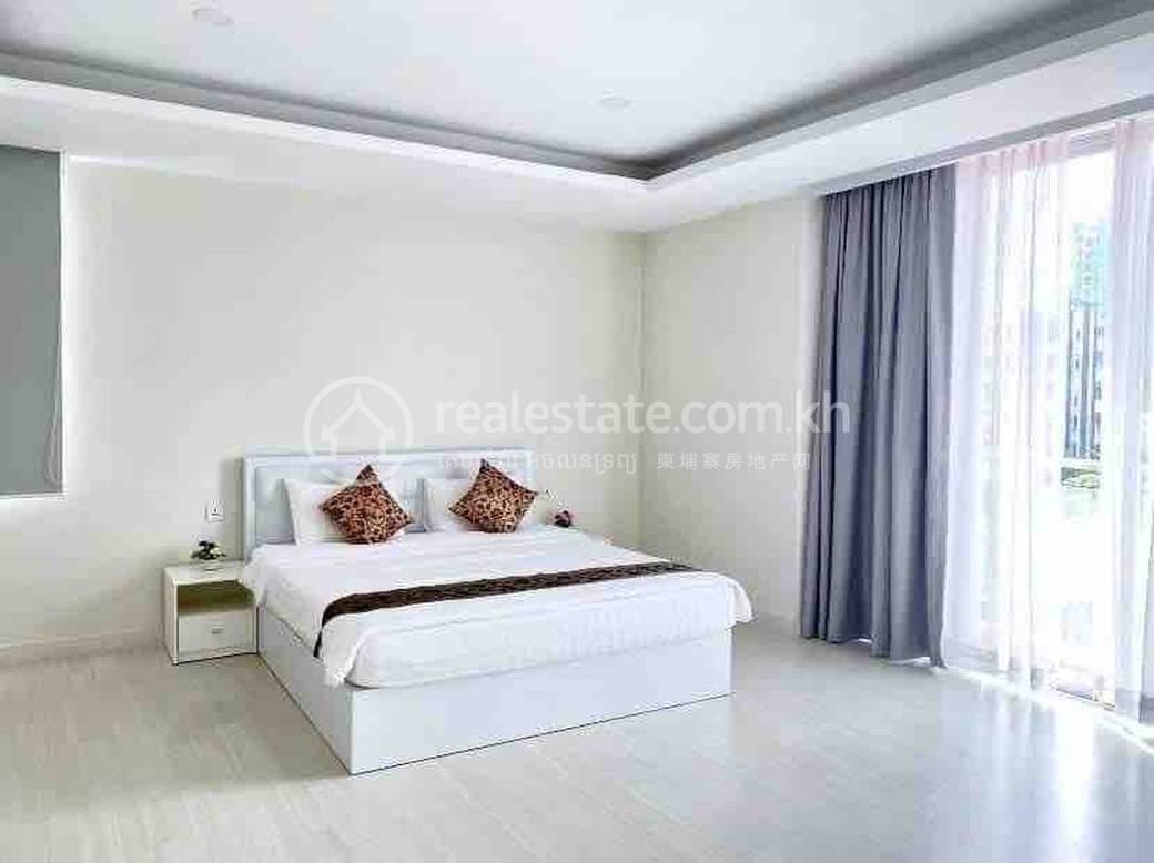 $2,000 Serviced Apartment