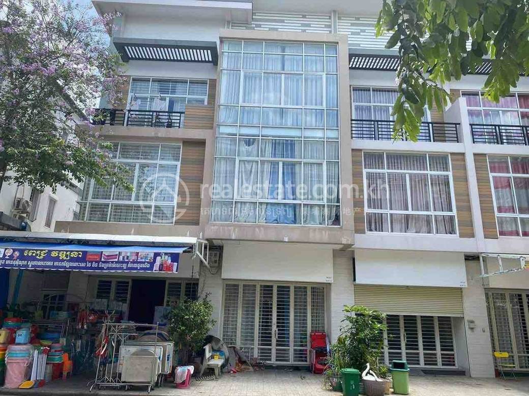 Maison-boutique For Sale & Rent à Nirouth, Chbar Ampov, Phnom Penh