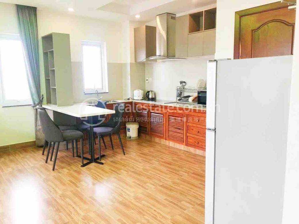 Apartment For Rent with 1 Parking Space
