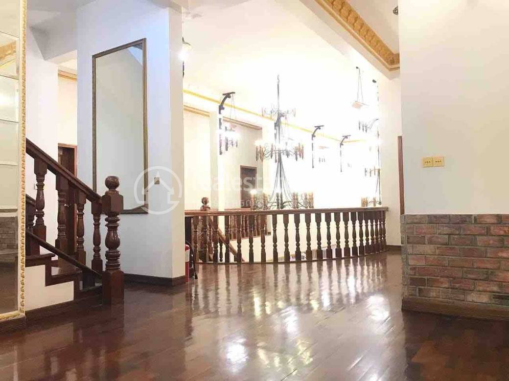 Villa À louer à BKK 1, Boeng Keng Kang, Phnom Penh