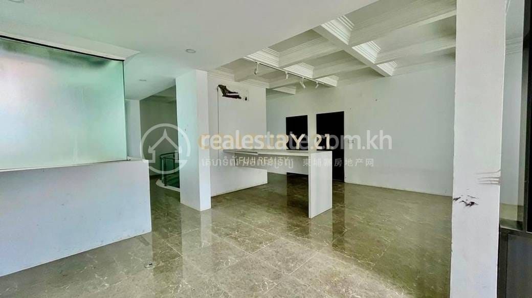 Villa For Rent in Boeng Keng Kang $9,000