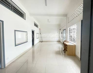 សូហូ​ Suites@Blvd,BKK1