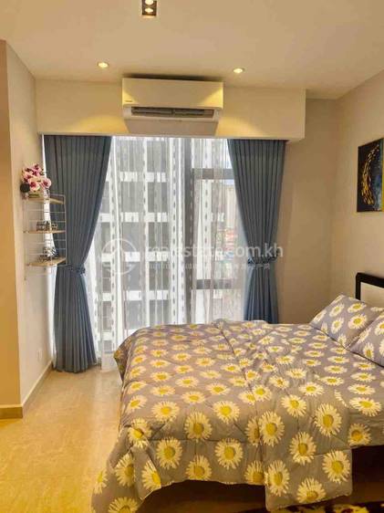 $400 Condo
