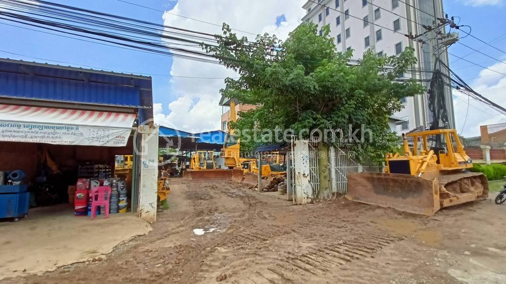 ที่ดิน สำหรับขาย ใน Russey Keo $2,750,000
