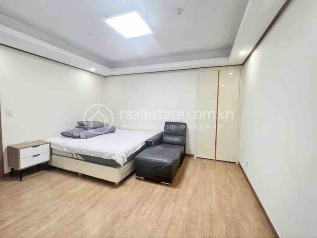 BKK 1 Serviced Apartment For Rent in BKK 1