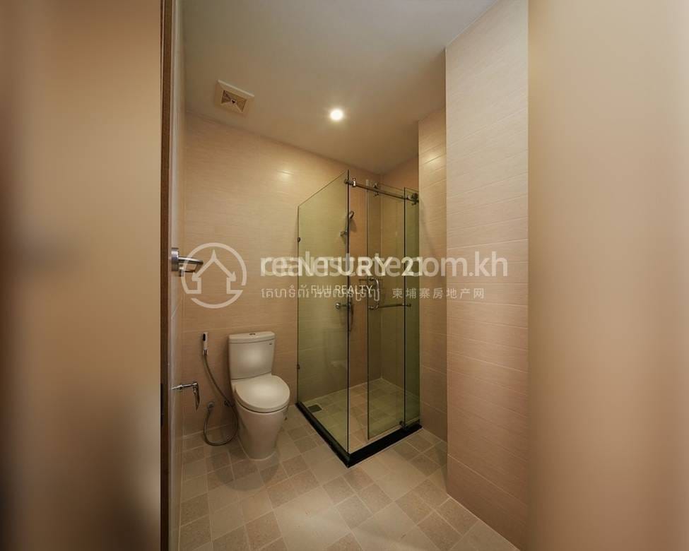 Daun Penh Apartment For Rent in Daun Penh