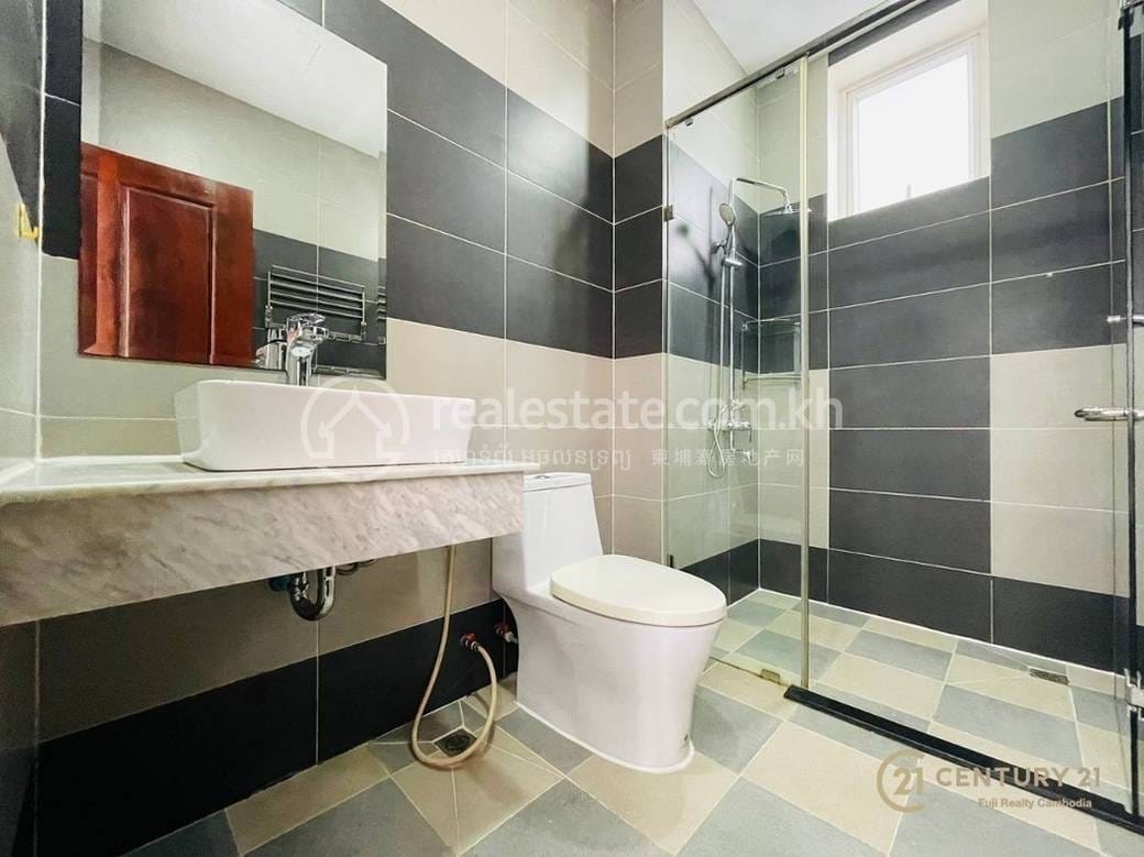 Toul Tum Poung 1 Apartment For Rent in Toul Tum Poung 1