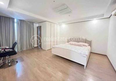 Serviced Apartment