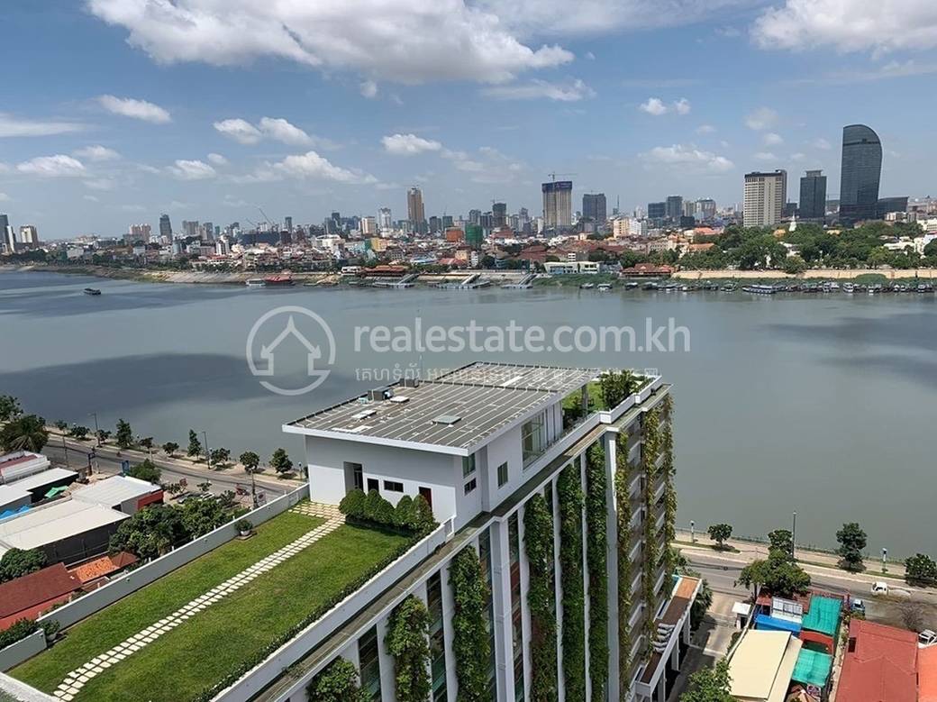 Bellevue Serviced Apartments | 72-96 sqm Living Size Condo K pronájmu in Chroy Changvar