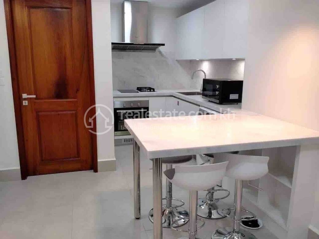 Apartment For Rent with 1 Parking Space