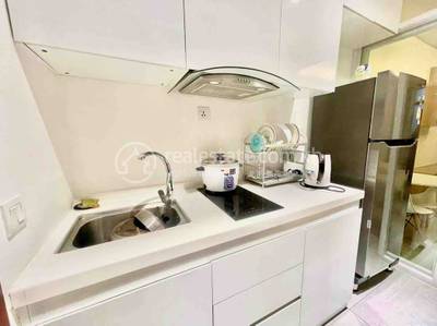 Condo K pronájmu in Tonle Bassac, Chamkarmon, Phnom Penh