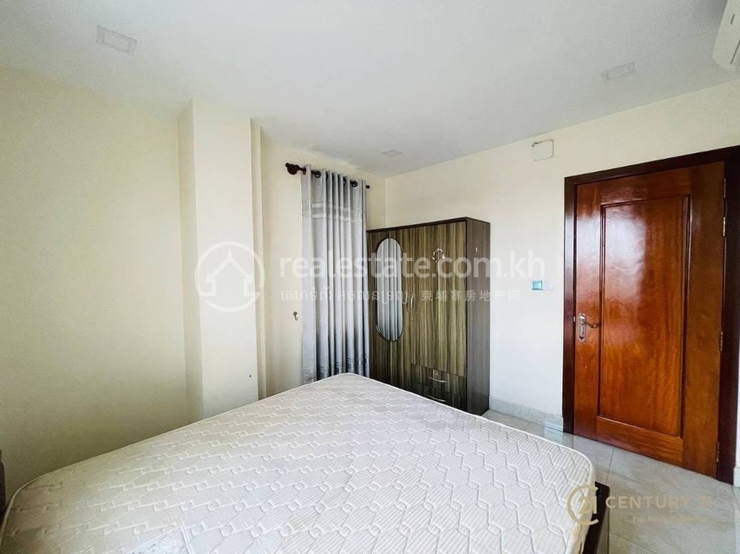 Chamkarmon Apartment For Rent in Chamkarmon