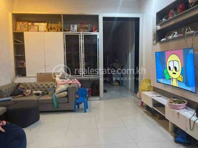 Maison-boutique For Sale & Rent à Chbar Ampov $260,000