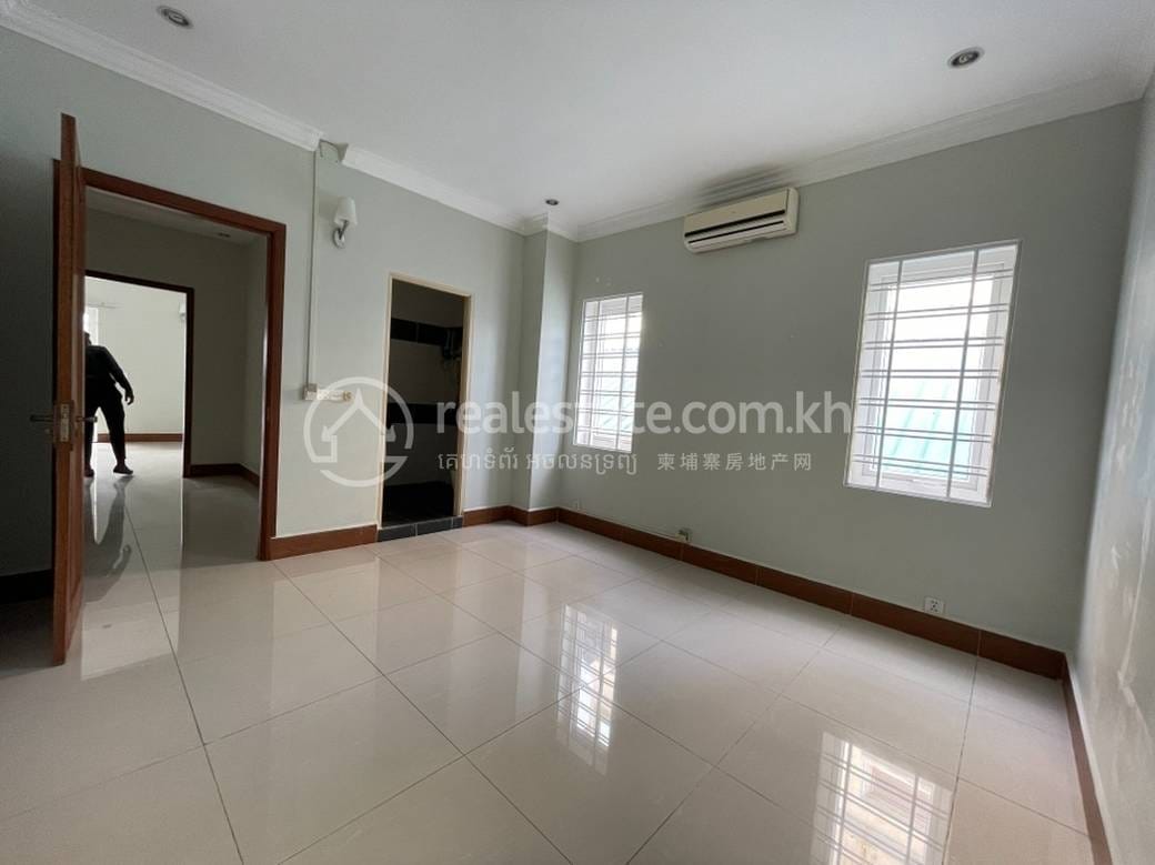 Toul Tum Poung 2 House and lot For Rent in Toul Tum Poung 2