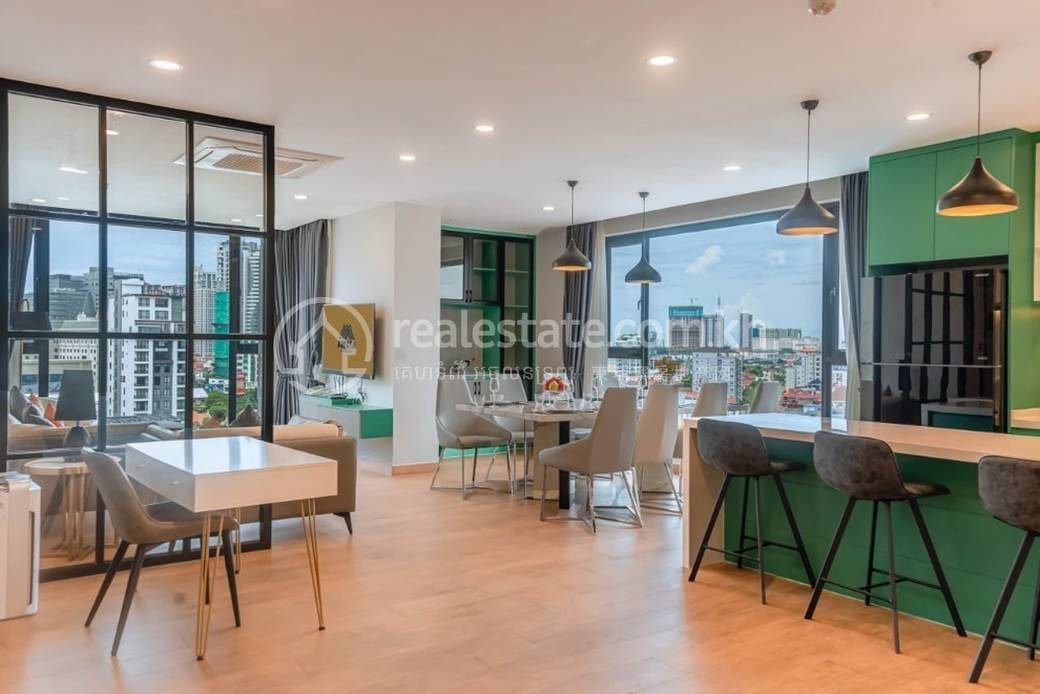 Apartment For Rent with 1 Parking Space