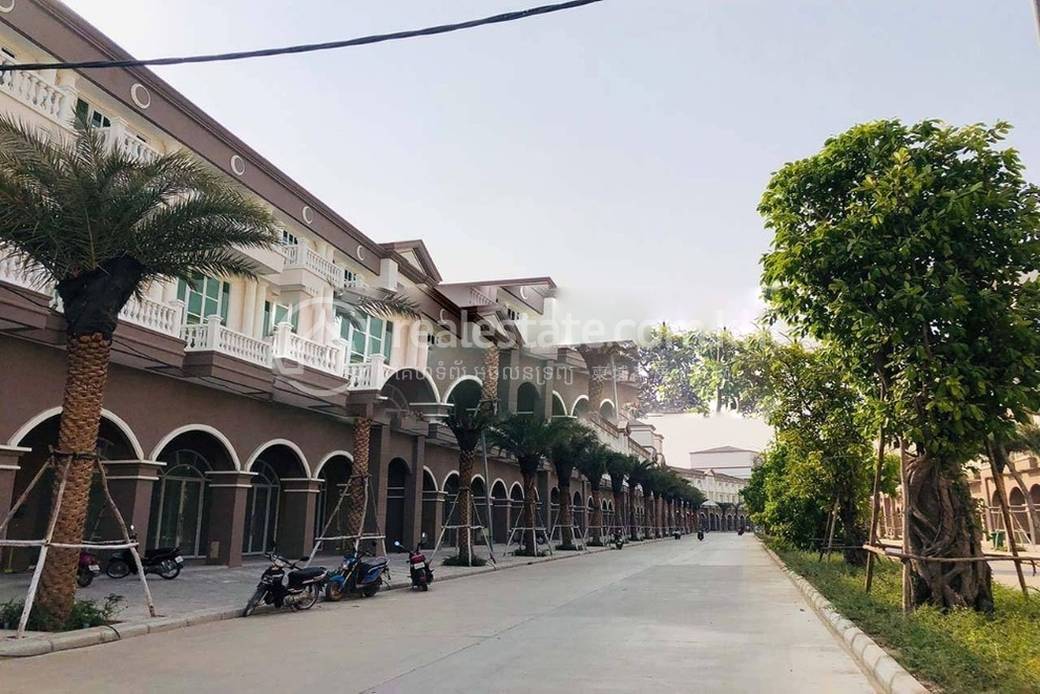 Preaek Aeng CommercialShophouse For Sale in Preaek Aeng