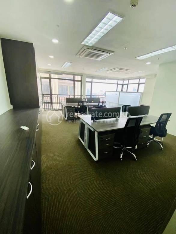 อาคารสำนักงาน ราคา $1,720,000