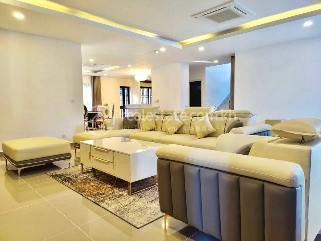 Villa For Rent in Phnom Penh Thmey, Sen Sok, Phnom Penh