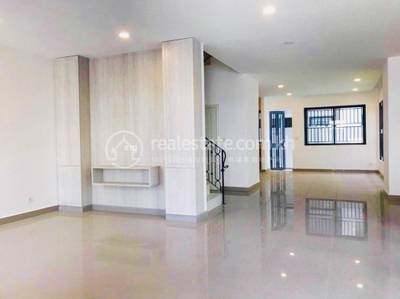 Dvojvila Na prodej in St.50m, Cheung Aek, Dangkao, Phnom Penh