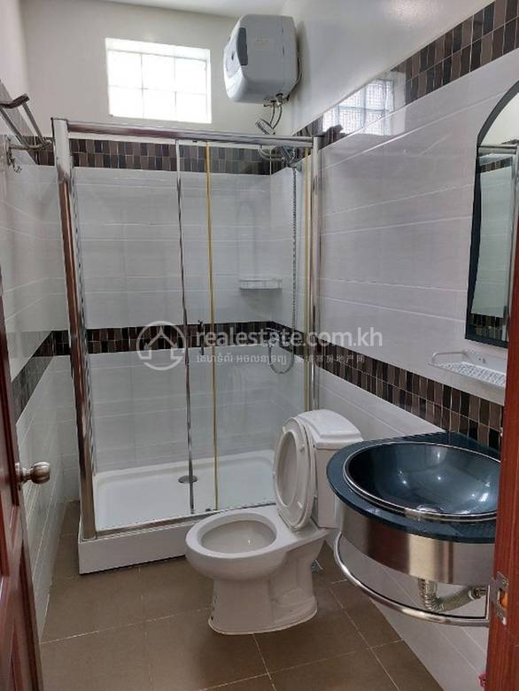 Chamkarmon House and lot For Rent in Chamkarmon